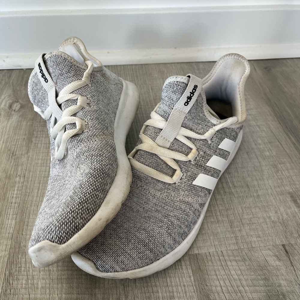 Adidas Cloudfoam Pure Cloud Running Woman's Shoe Sneaker Gray/White Size 11